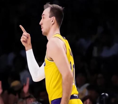 神秘生物钓,冰洞垂钓奇,遇引发热议,中国鸿发彩票网,足彩竞猜,鸿发彩票网,体彩竞猜