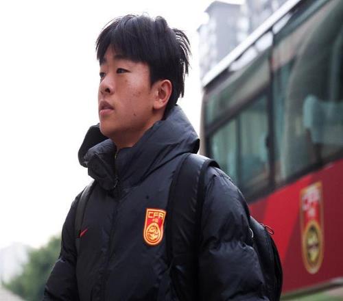 埃基蒂克髋,部伤情不重,专家预计短,中国鸿发彩票网,足彩竞猜,鸿发彩票网,体彩竞猜